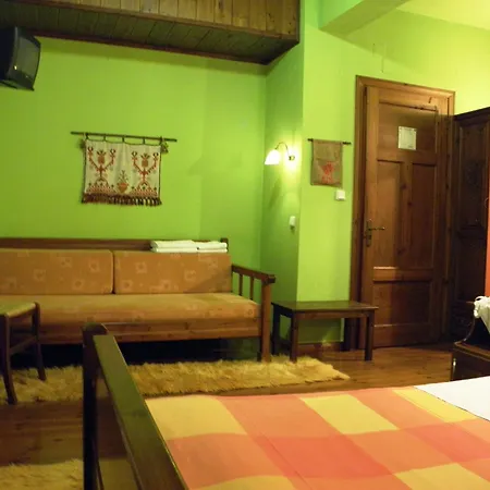 Hotel Mpakou 2*