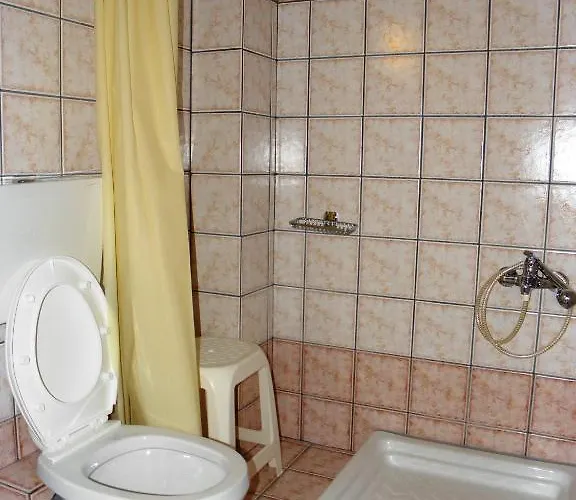 Mpakou 2* Elati (Trikala)